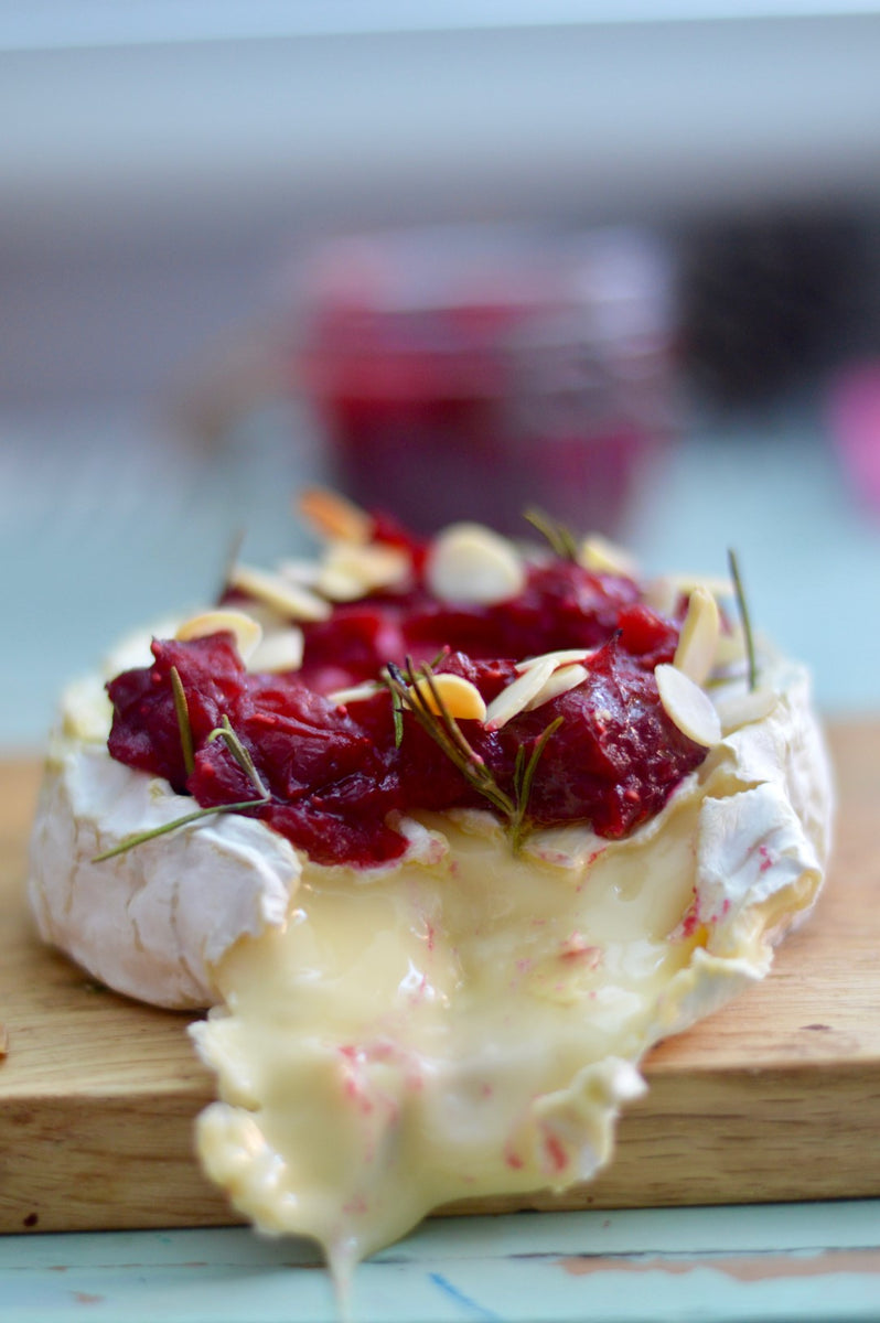 Baked camembert with rosemary and flaked almonds – Health Results